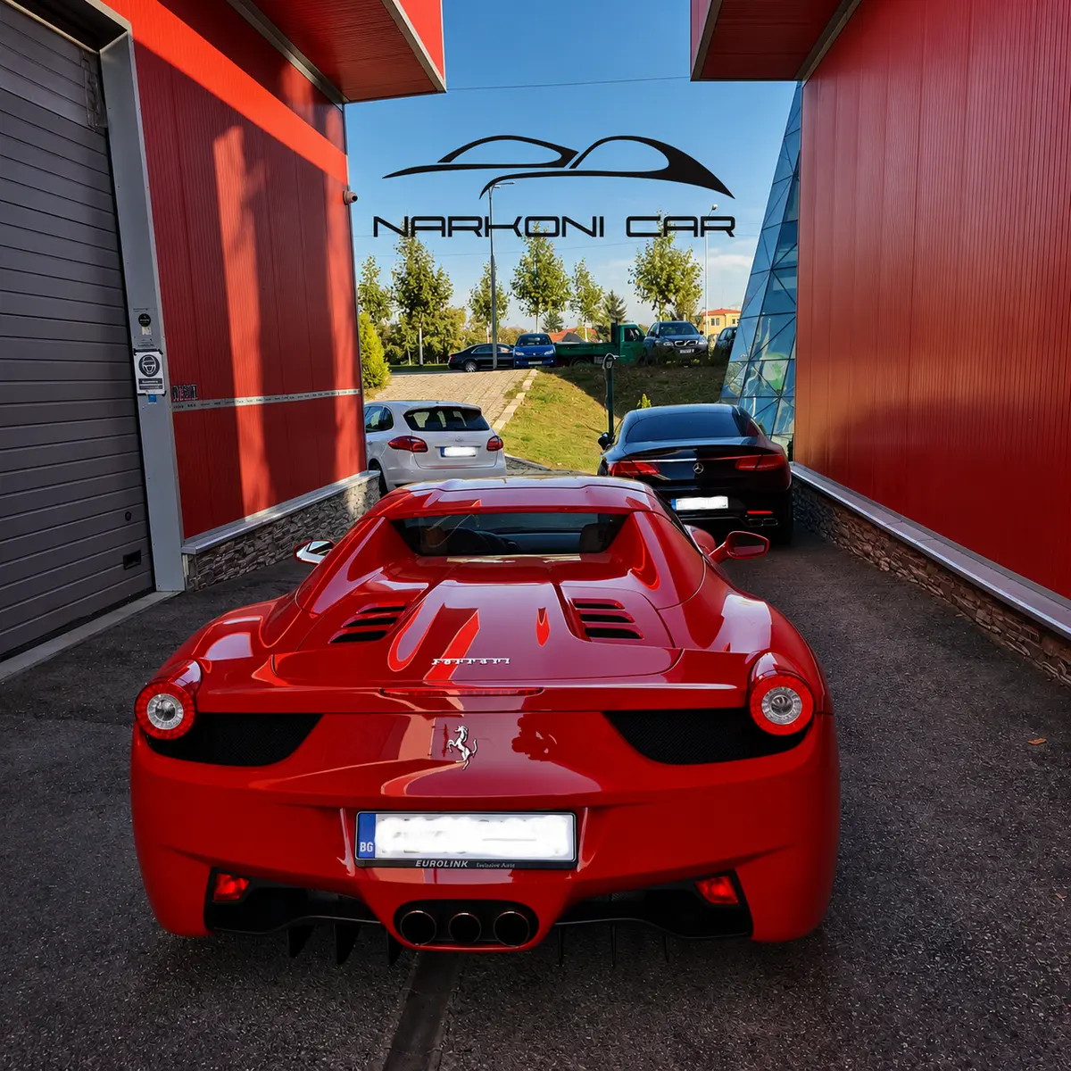 Ferrari пред сервиза Narkonicar